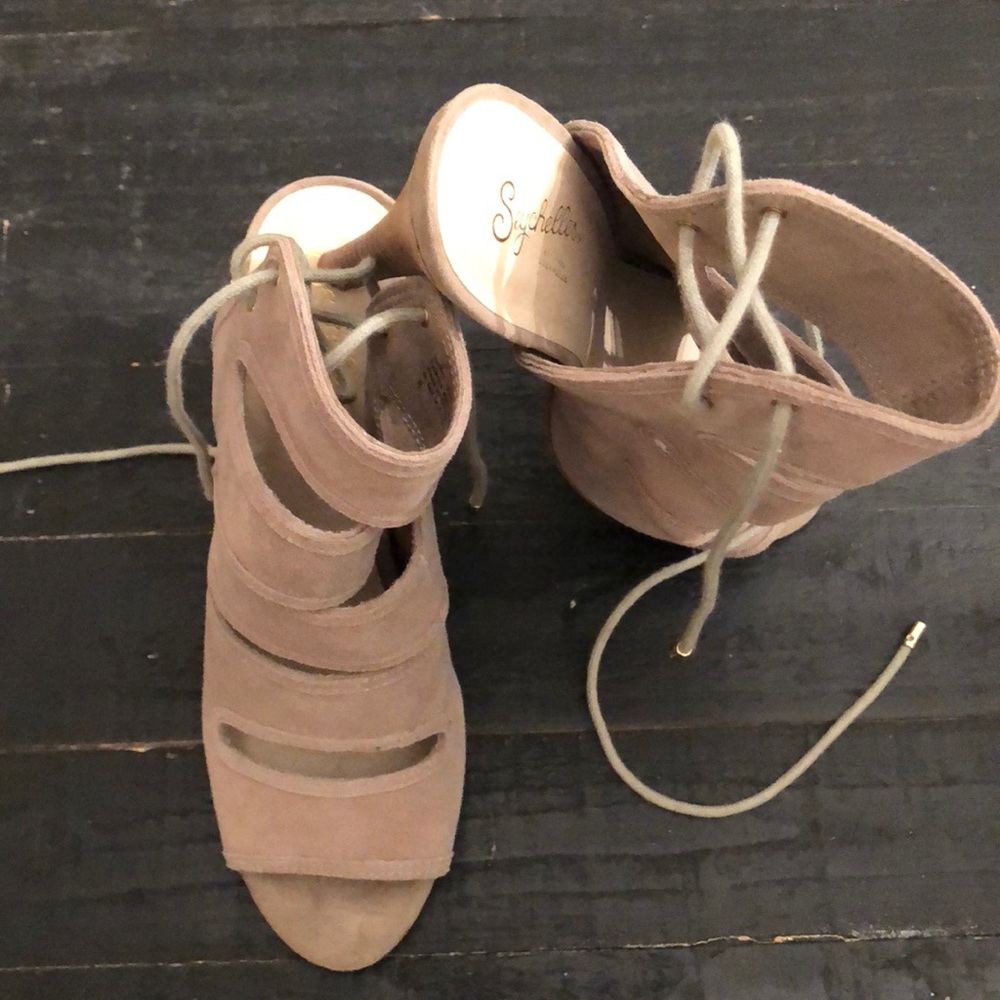 Seychelles Heels